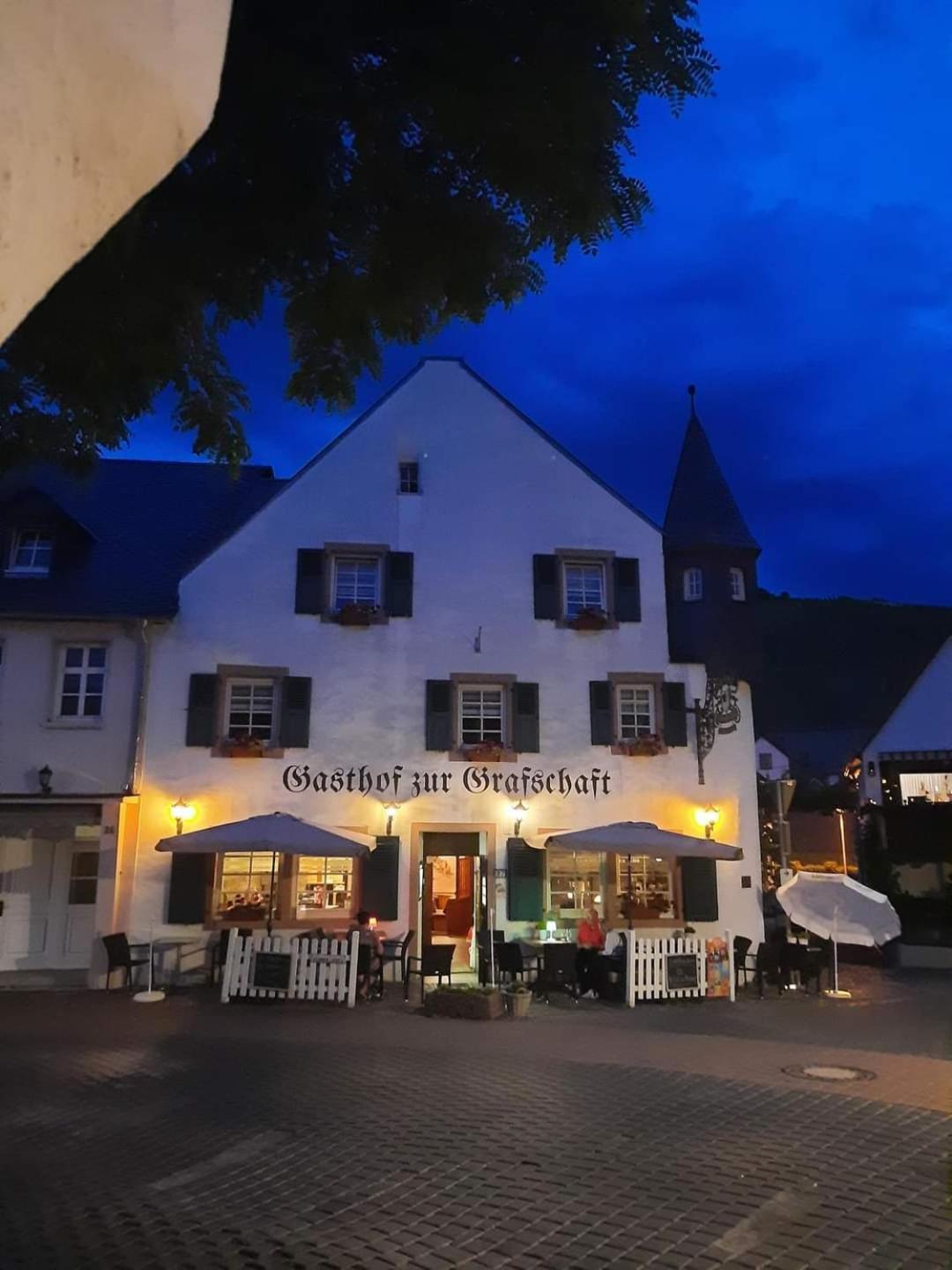 Gasthof Zur Grafschaft Veldenz Екстериор снимка