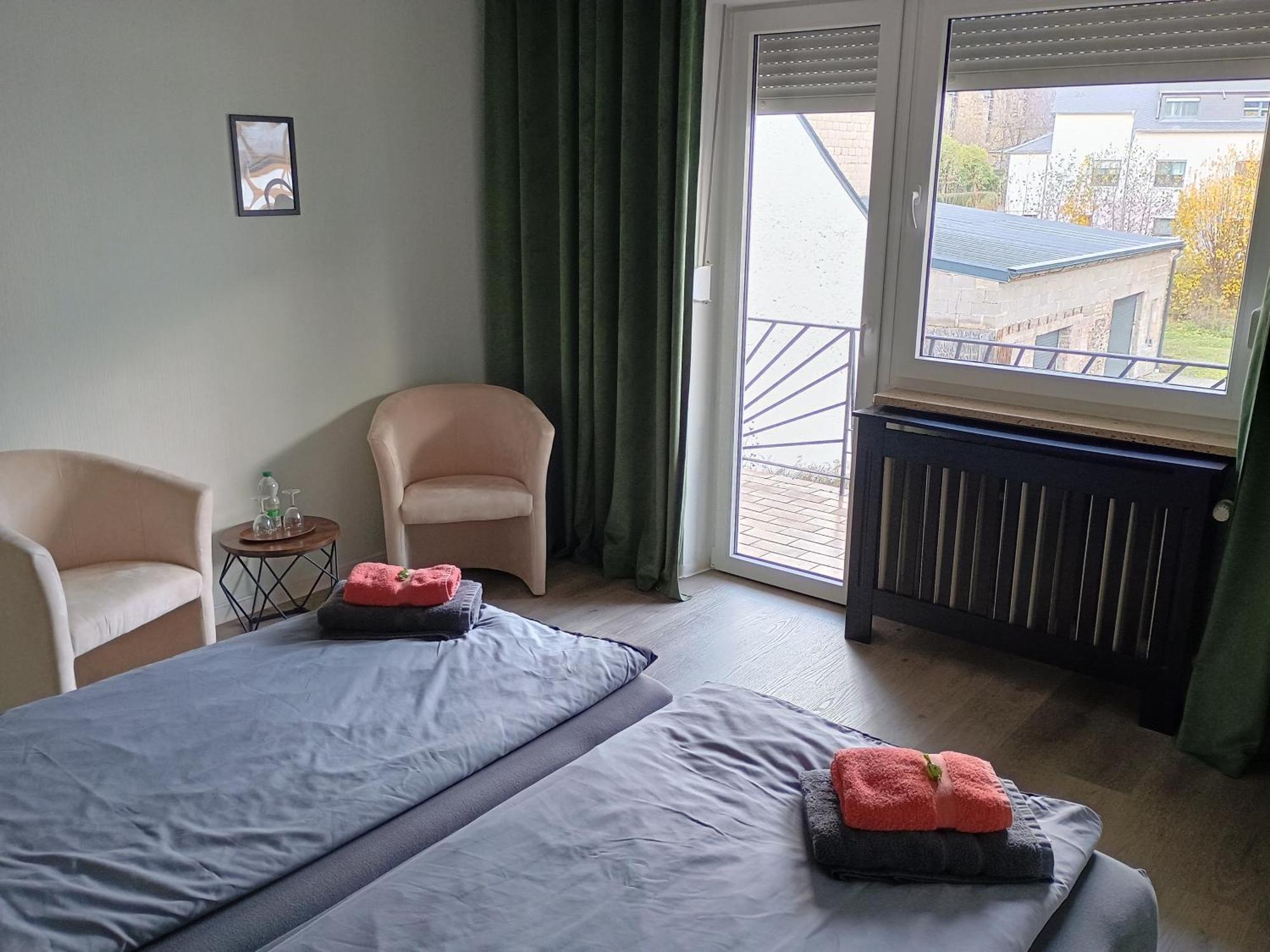 Gasthof Zur Grafschaft Veldenz Екстериор снимка