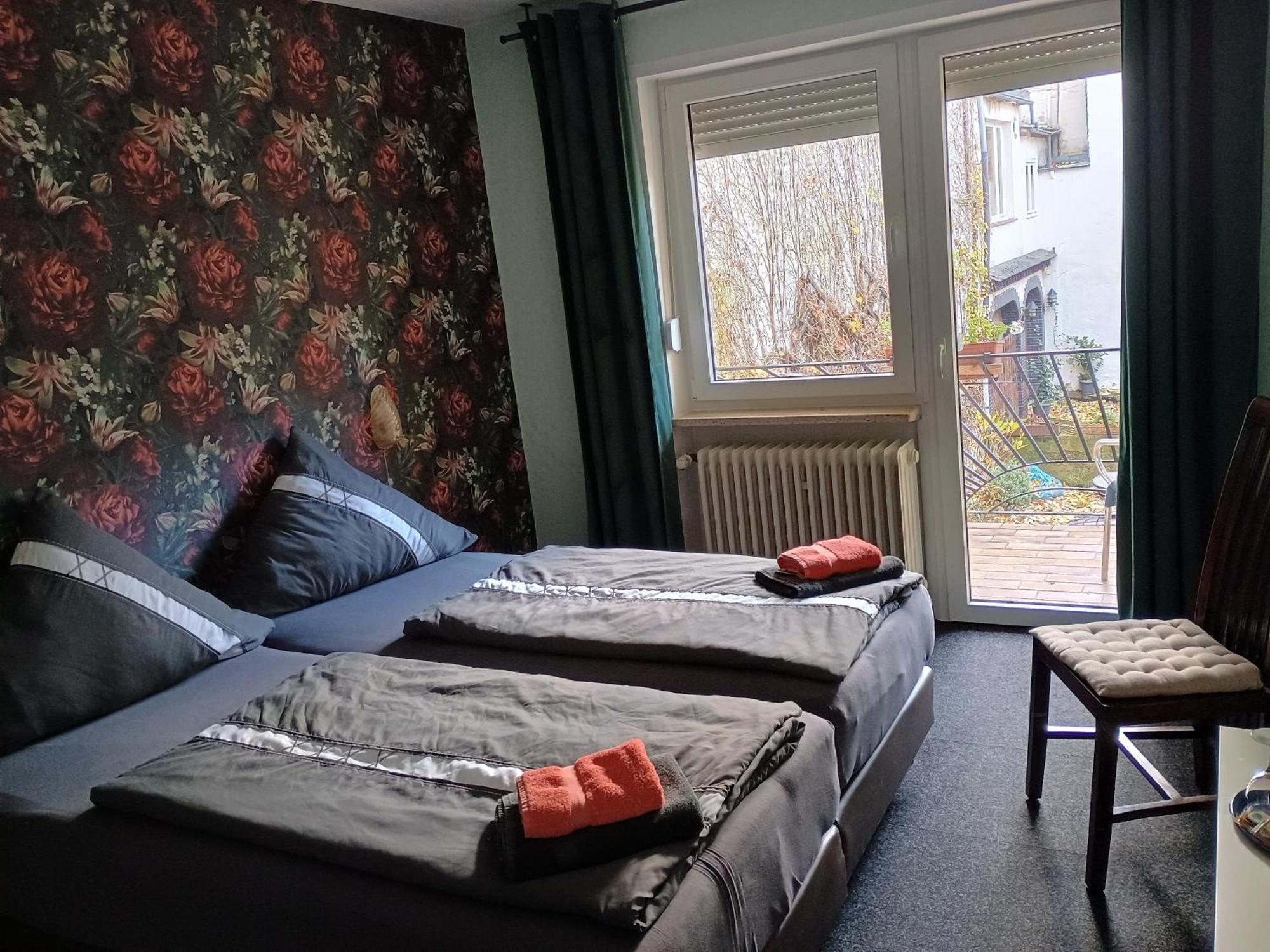 Gasthof Zur Grafschaft Veldenz Екстериор снимка