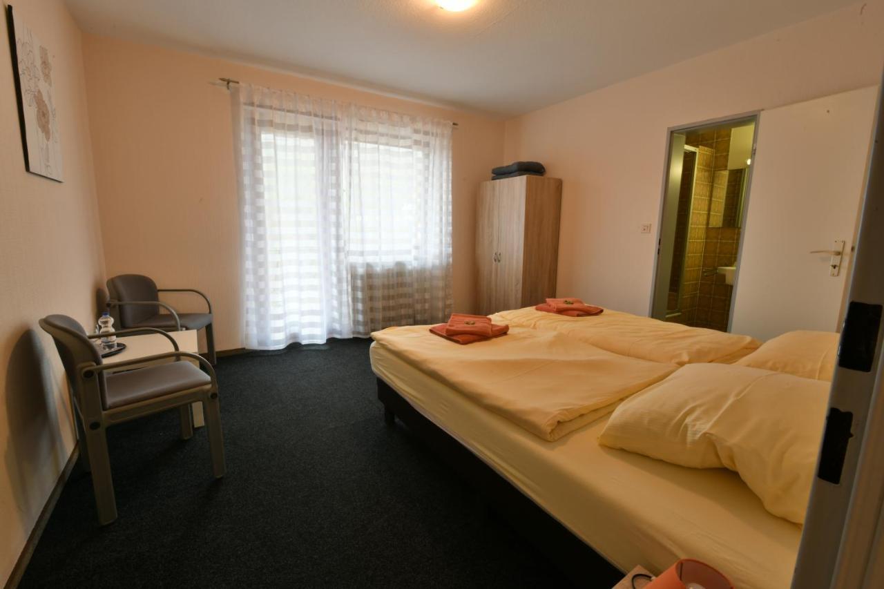 Gasthof Zur Grafschaft Veldenz Екстериор снимка